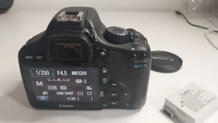Canon t2i