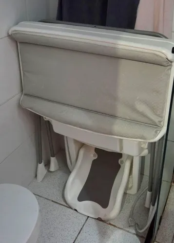 Banheira de pé com trocador Burigotto