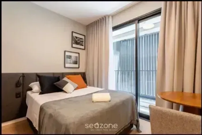 Apartamento studio à venda em Pinheiros, com 25 metros, todo mobiliado, sem vaga