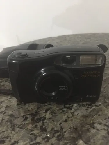 Câmera Analógica Yashica Mg-motor