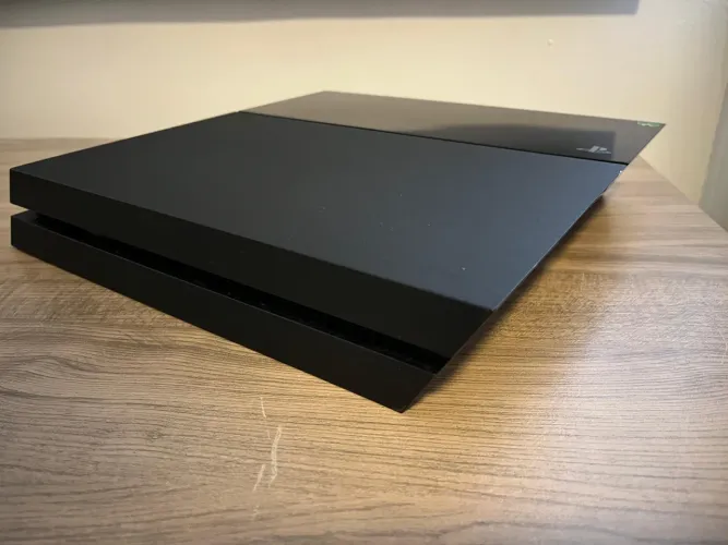 Play Station 04