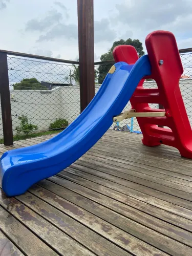 Escorregador infantil