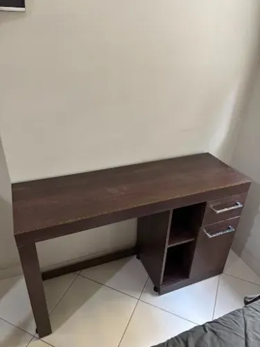 Mesa Escrivaninha Com Gaveta E Nichos - Madeira Escura