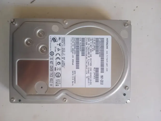 HD HITACHI 2TB