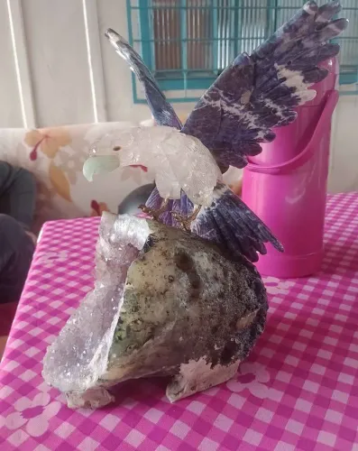 Pedra Ametista de Águia ?