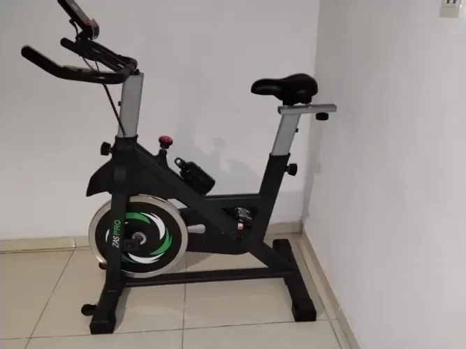 Bicicleta Ergométrica Spinning Mbx 20kg Roda Inércia