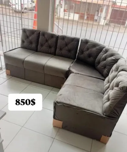 Sofá grande novo