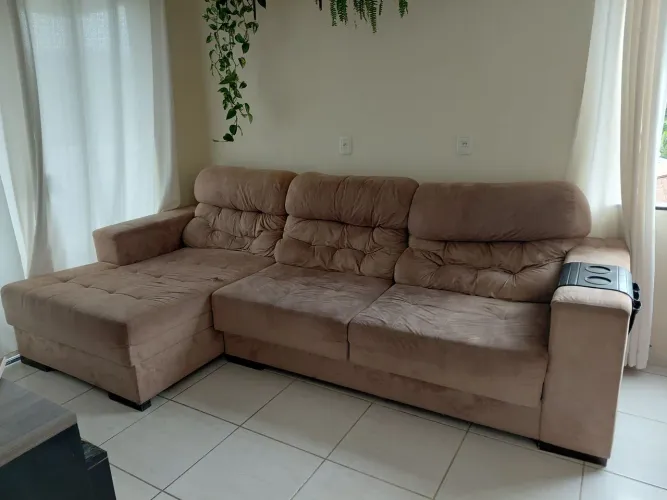 Vendo sofá 3m, retrátil e reclinavel