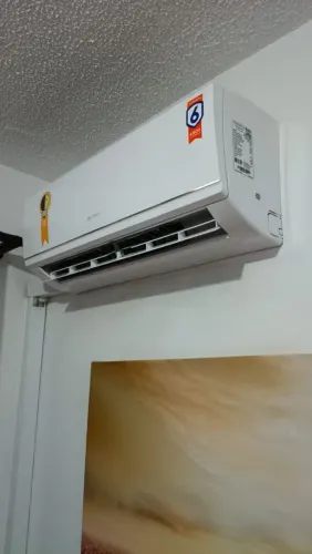 Ar condicionado inverter Gree 9000 220v (sem entrega e desinstalação)