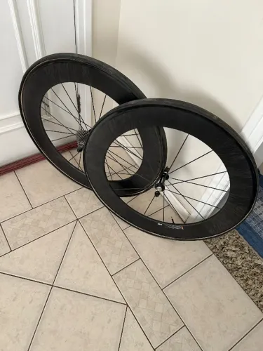 Rodas de carbono para speed