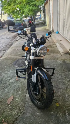 Royal Enfield Super Meteor 650