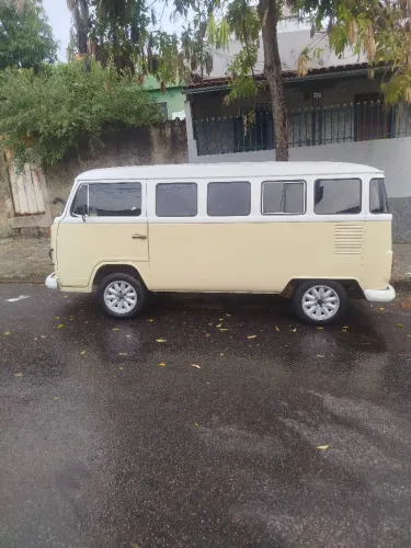 Volkswagen Kombi Standard/ Luxo/ Serie Prata 1995