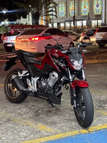 CB 300F twister 2025