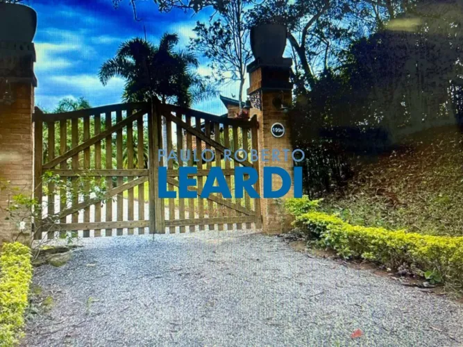 SOBRADO - bairro da lagoa - SP