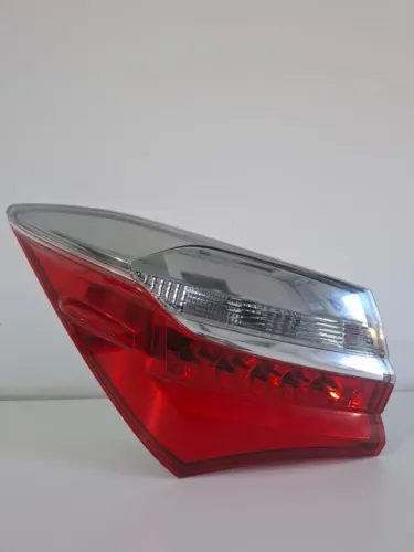 LANTERNA TOYOTA COROLLA 18 A 19 CANTO C/LED ESQUERDO USADA