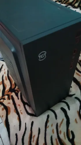Pc / Desktop / Computador Intel + Tela e Mouse