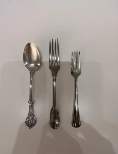 Talheres antigos para colecionadores. 