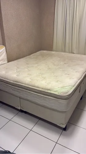 Cama queen
