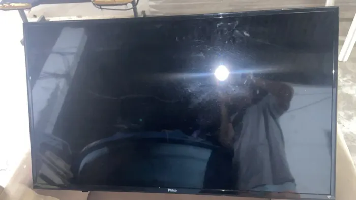 Tv 50 polegadas Philco funcionando aceito propta e aceito troca por celular ou bicicleta