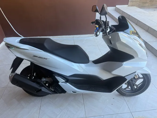 Vendo pcx 0km e já emplacada!