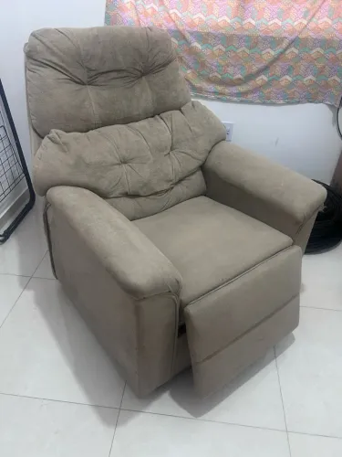 Poltrona reclinável