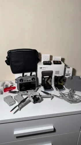 Drone DJI Mini 4 Pro controle com Tela e Anatel