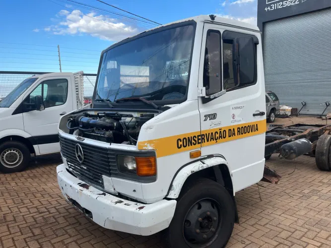 Cabine mb 710