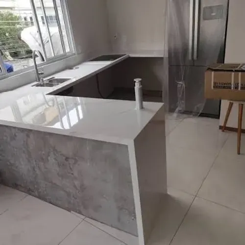 Tudo em porcelanato e revestimento