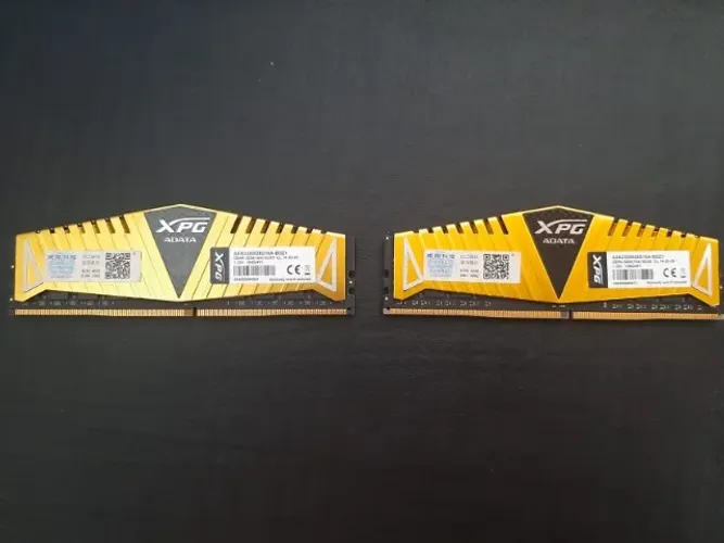 Memoria RAM 16gb (2x8gb) - XPG ADATA Z1 - 3200MHz