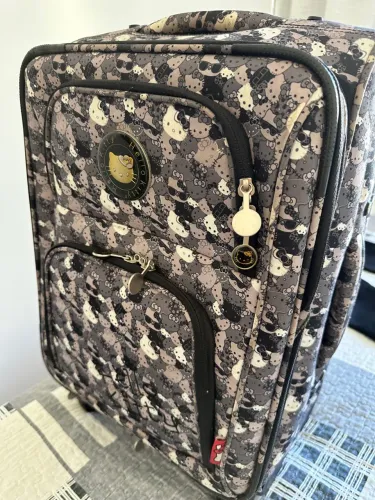 Mala de Viagem da HELLO KITTY