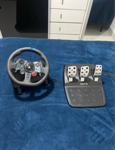 Volante Gamer G29 + Pedais LOGITECH | PC, PS5, PS4 e PS3