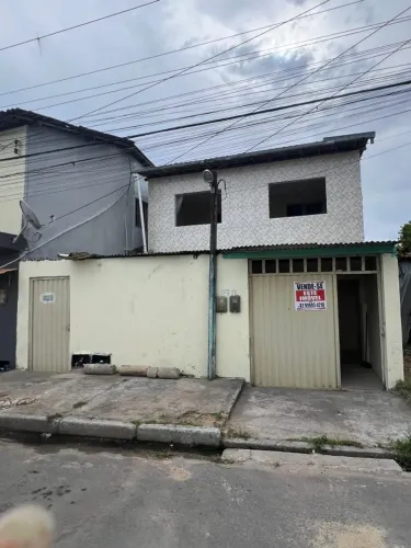 2 CASAS NO TABULEIRO COM GARAGEM E TODA NA CERÂMICA