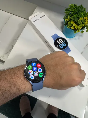 Samsung Galaxy Watch5 44 mm Bluetooth Sapphire