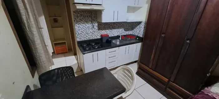 Aluguel Kitinete toda Mobiliada - Bom Retiro Rua Otto Nass. Wi-Fi. Luz Água já Incluídos
