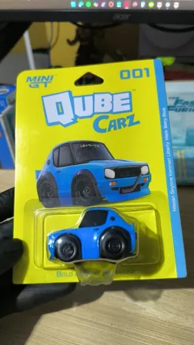 Qube Carz x Mini GT Série1