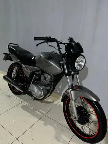 vendo titan 150 2008