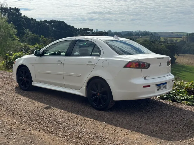 Mitsubishi Lancer GT 2.0 16V 160cv Aut. 2013