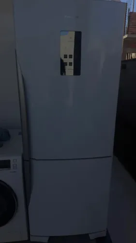 Geladeira Panasonic Inverter 425L