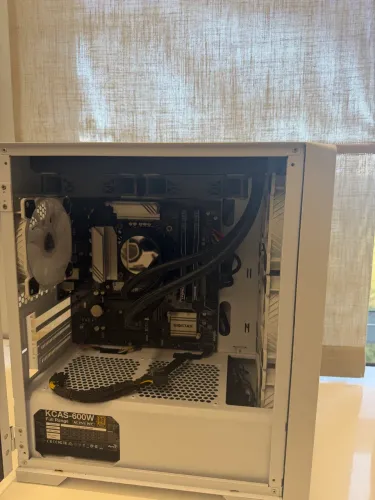 PC Gamer i7-12700 | 16GB RAM | SSD 512GB | Water Cooler 240mm RGB R$ 2700,00