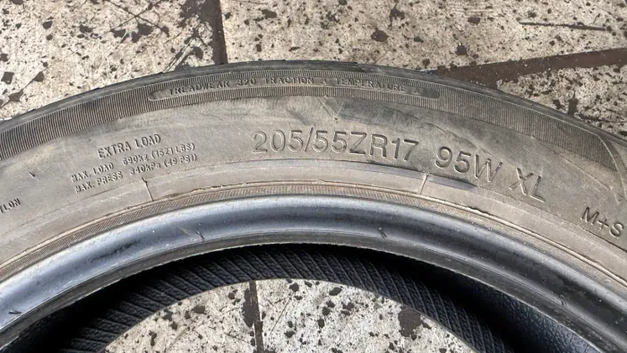 Pneu 205/55/17 SpeedMax - Pequena Vulcanização