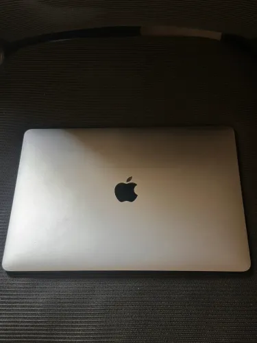 MacBook Pro 13? dual core - I7 - 16GB RAM - 256GB