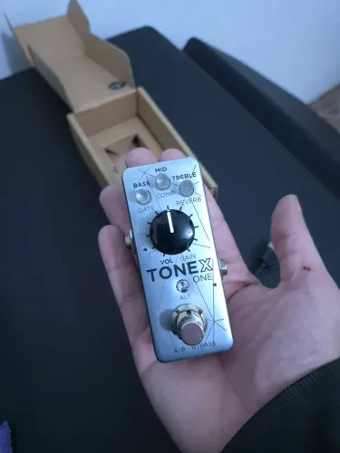 Pedal Tonex One Bass edition 