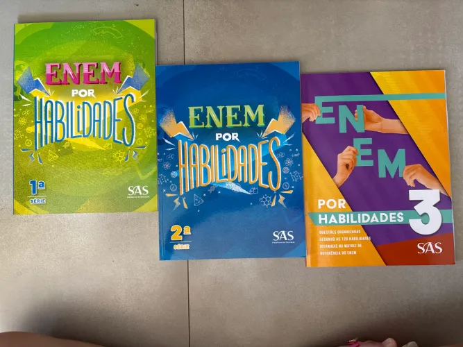 Livros ENEM por habilidades SAS Vestibular