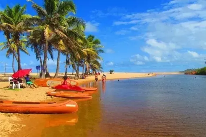 TERRENO no LITORAL DE PORTO SAUIPE-PRAIA DA BARRA com 732mts² - Entre Rios - BA