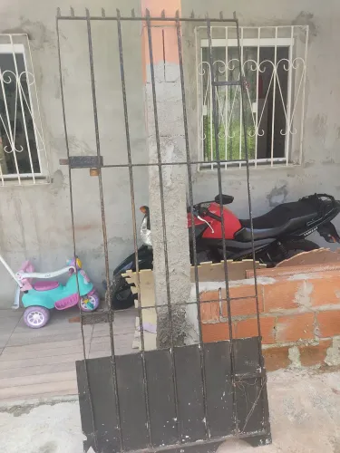 PORTÃO DE FERRO