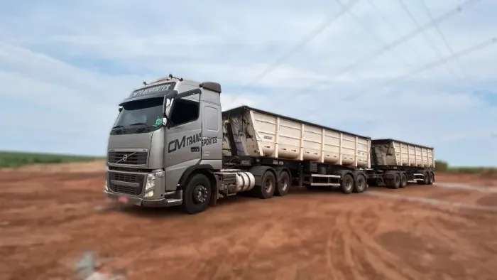 CONJUNTO FH540 6X4 2013/2014 COM RODOCAÇAMBA RANDON 2016 REVISADO