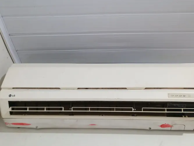 Vendo e entrego ar condicionado LG