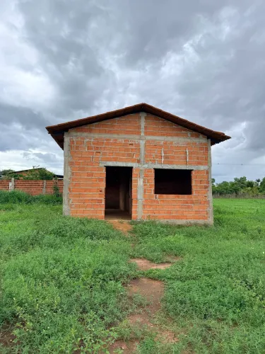 Ágio de lote com construção no flamboyant 2
