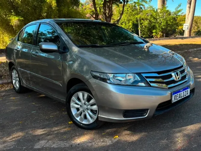 Honda City Sedan LX 1.5 Flex 16V 4P Aut. 2013