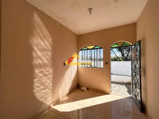 Casa para aluguel, 3 quartos, 1 vaga, Interlagos - Divinópolis/MG